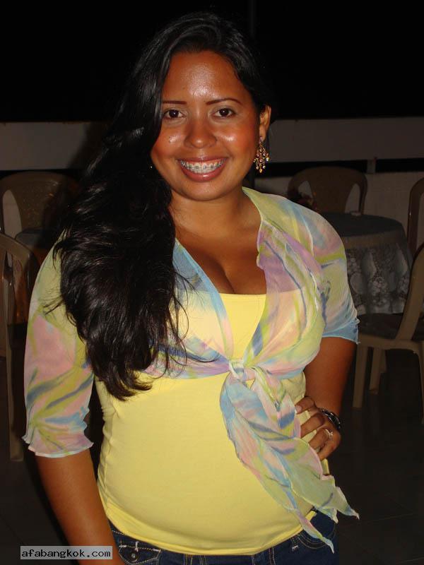 Colombia-Women-3786