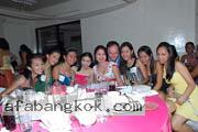 young-filipino-women-048
