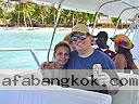cartagena-women-boat-1104-16