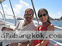cartagena-women-boat-1104-31