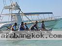 cartagena-women-boat-1104-40